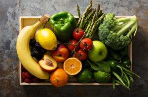 Fresh,And,Colorful,Vegetables,And,Fruits,In,A,Wooden,Crate