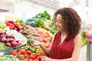 Afro,Woman,Shopping,Organic,Veggies,And,Fruits